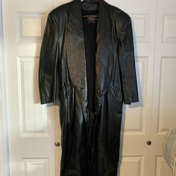 hurricane collection Other - Vintage Leather Trench Coat